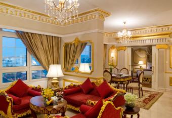 Warwick Doha has rooms with a private hot tub