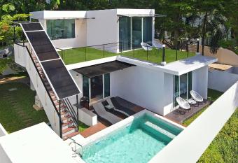 Andaman Seafront Villa Phuket has Balcony rooms