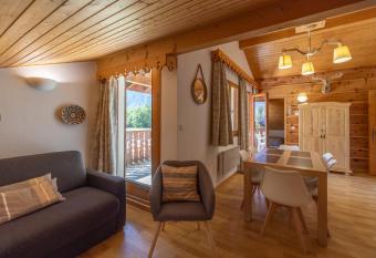 Appt le grand Tetras D20 has Balcony rooms