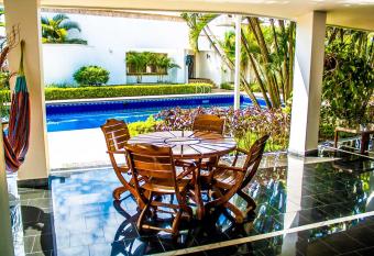 Hotel Boutique Villa Casuarinas has Balcony rooms