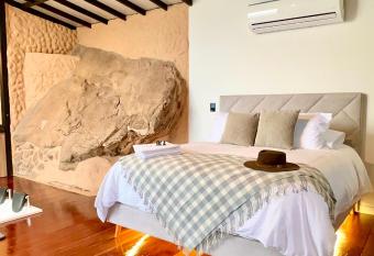 VIP Glamping Ruitoque, Hermosa Vista has rooms with a private hot tub