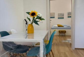 Casa delle Luci - garage incluso has Balcony rooms