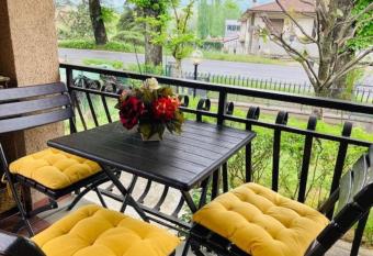 Villetta la Magnolia has Balcony rooms