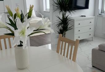 Apartament Gr  jec has Balcony rooms