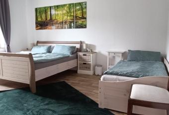 FeWo Deisterferien, Terrasse, Netflix, Wlan, A2, B65, Steinhude, bis 8 Personen has Balcony rooms