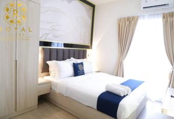 Royal Suites Studio 15RZ - Citra Plaza Nagoya has Balcony rooms