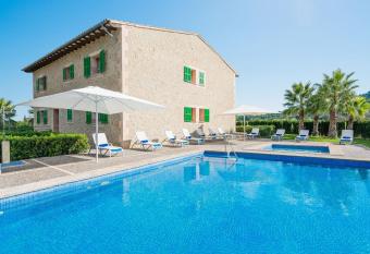 El Palmeral has Balcony rooms