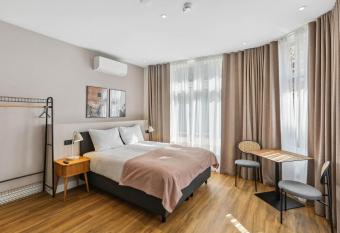 limehome The Hague Nieuwstraat allows 18 year olds to book a room