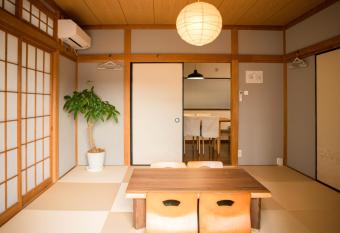 Blessing Guest House has rooms with a private hot tub