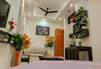 Gold Haven Studio - Luxury Studio Apartment Full Furnished With Full Facility has Smoking/Balcony rooms