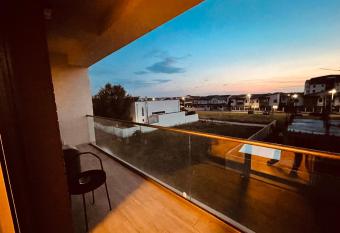 Air Otopeni has Balcony rooms