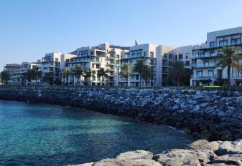 Solo RealtyHH Apartments - Address Residence Fujairah has Balcony rooms