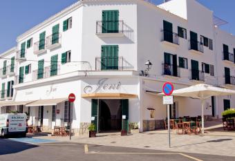 Hotel Jeni & Restaurant has Balcony rooms