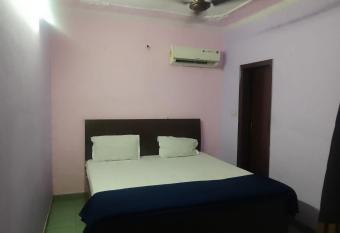 Hotel Golden Height2 has Balcony rooms