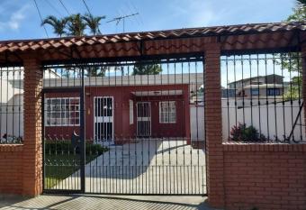 Sergio s House has Balcony rooms