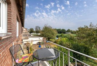 Ruhiges Appartement Am Stadtrand has Balcony rooms