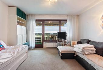   ber den Wolken has Balcony rooms