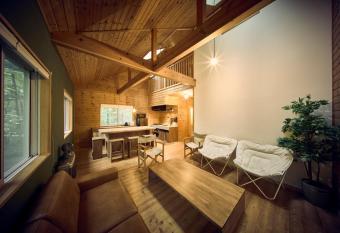                    -            - has Balcony rooms