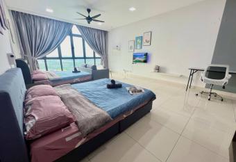 C2706A Green Haven Seaview netflix 100mbps By STAY has Balcony rooms
