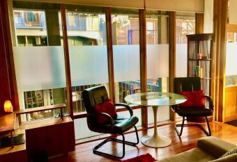 Compact Cutie - Cuba Mall, Central Wellington has Balcony rooms