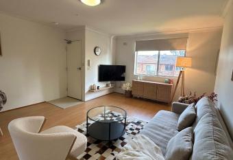 Cute & Light-filled Apartment - near Liverpool CBD has Balcony rooms