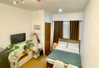 R&D studio Lapu-Lapu City, Cebu has Balcony rooms