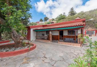 Finca Colladito has Balcony rooms