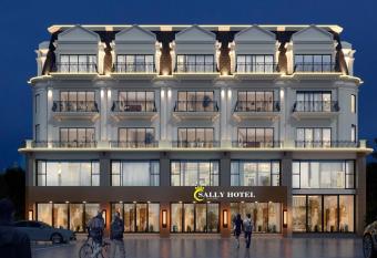 Sally Hotel has Balcony rooms