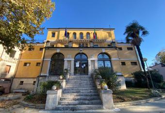 Ostello di Vicenza allows 18 year olds to book a room