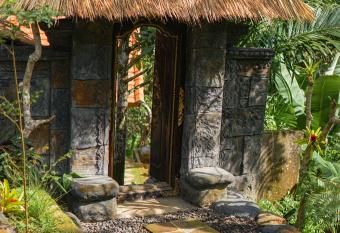 Vamani House has Balcony rooms