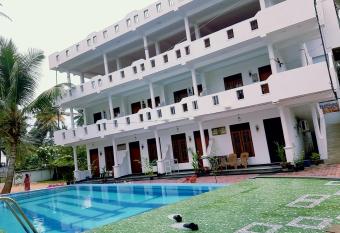 Liyanage Resort has Balcony rooms