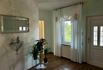 AR Apartments - 1898 has Balcony rooms