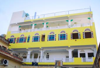 Haveli Kalwara - A Heritage Hotel has Balcony rooms