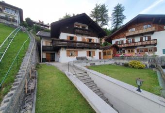Haus Felsenschlucht has Balcony rooms