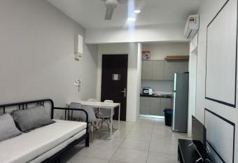 Meritus Seaview Apartment has Balcony rooms