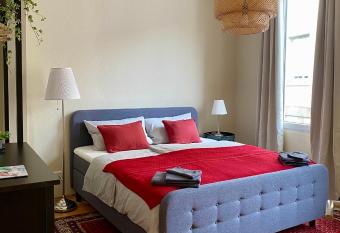 Ba Em City Apartment allows 18 year olds to book a room