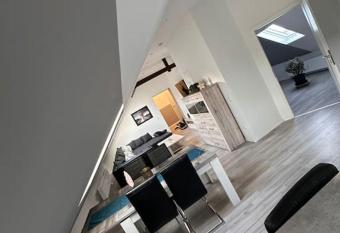 Panoramablick in Litzendorf allows 18 year olds to book a room