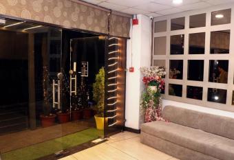 Hotel Midtown Grand has Balcony rooms