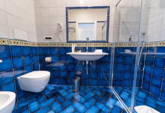 Hotel Villa Pandora has Smoking/Balcony rooms