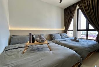 Next to BRT station near Sun-Med Sun-Uni & Lagoon has Balcony rooms