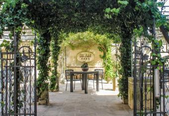 Hotel Belami has Balcony rooms