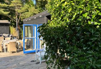 G  sthus i K  mpinge n  ra stranden has Balcony rooms