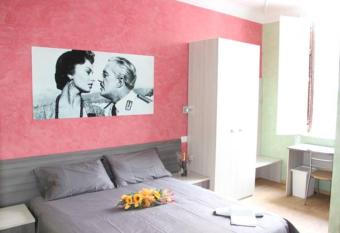 B&B Central Palace King Of Rome allows 18 year olds to book a room
