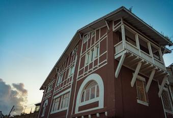 Chocolate Manor House Hotel Boutique has Balcony rooms