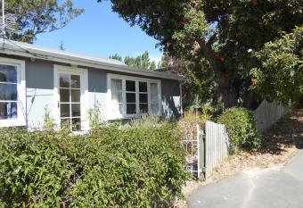Waipapa - The Heart of the Harbour has Balcony rooms