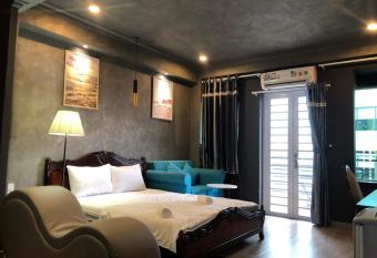 Happyhomes Saigon Central allows 18 year olds to book a room