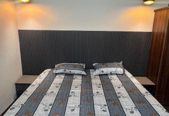 Wave heights has Balcony rooms