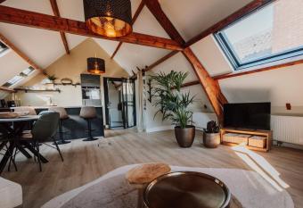 Jacques van Marken Erfgoed has Balcony rooms