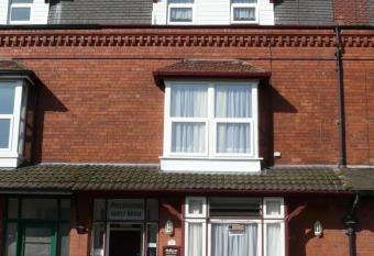 Melbourne Guest House allows 18 year olds to book a room