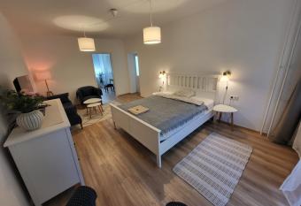 Kislak  s a B  ke t  ren - Esztergom has Balcony rooms